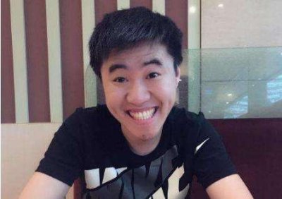 ​网络暴力唯一受益人，电竞公务员—永远滴神，霸哥