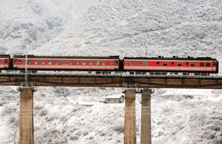 2008年南方雪灾，带你重回冰冻的记忆，那年你在哪？