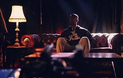 ​足坛赚钱神话！哥伦比亚球星两年四球狂揽3亿，天价签约引热议