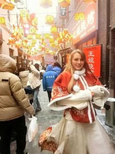 ​德国女孩因何被网友反感？