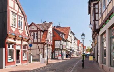 ​5月份适合去哪儿旅游5月份适合去哪儿旅游？