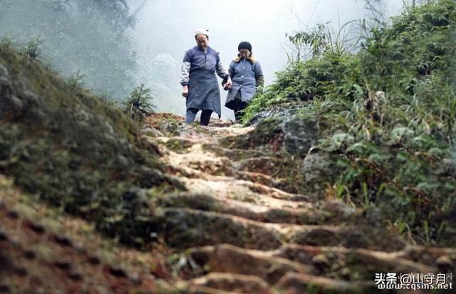 爱情天梯是如何被发现的(爱情天梯50年6208级石梯)(3)