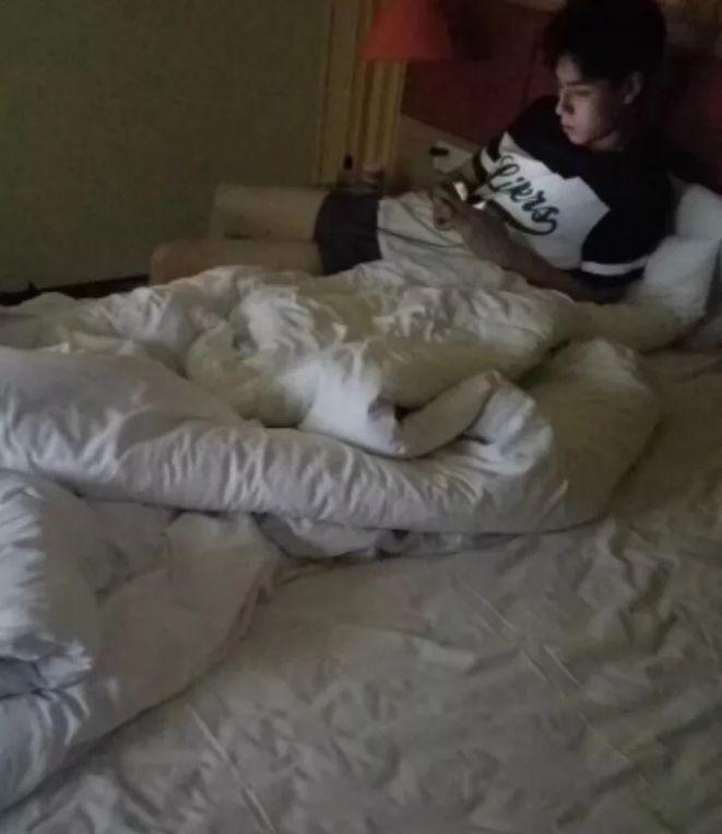 小鲜肉私下变身小野兽酒店私会!娱乐圈明星私生活到底有多迷乱!