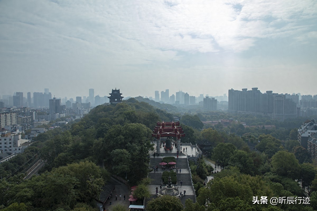 一组照片带你感受武汉黄鹤楼这个千年文化荟萃