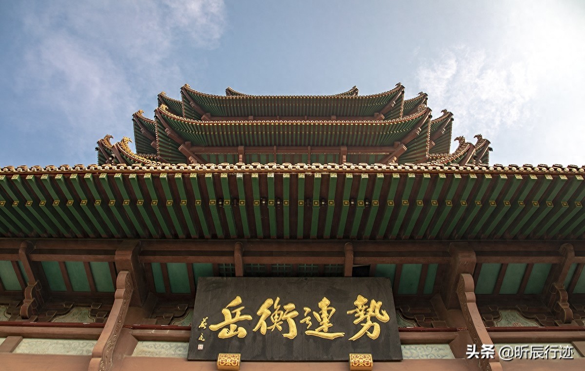 一组照片带你感受武汉黄鹤楼这个千年文化荟萃