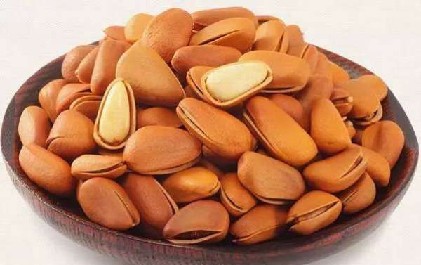 生松子怎么炒开口,生松子怎么炒熟并开口的微波炉图6