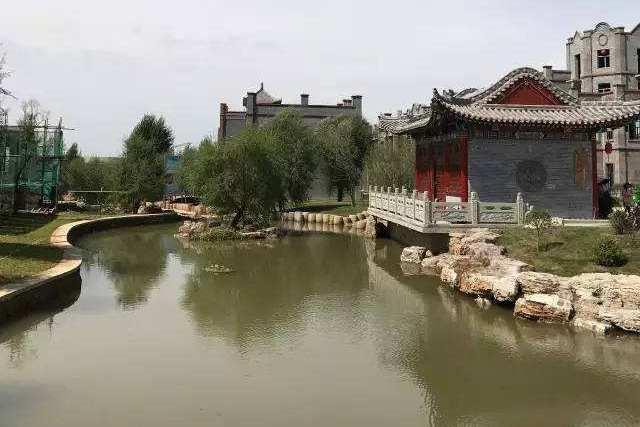 内蒙古有一个小镇，门票仅收60元，置身其间还以为到了乌镇