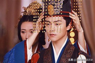 ​王与马共天下是怎么一回事？这样现象产生的根源和实质是什么？