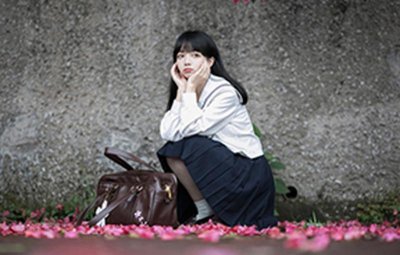 ​周冬雨获金像奖最佳女主角