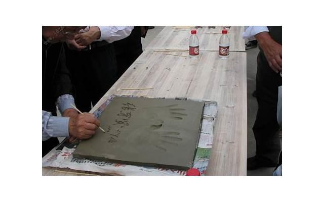 尿频是前列腺增生的症状吗？这些前列腺的症状你知道吗？