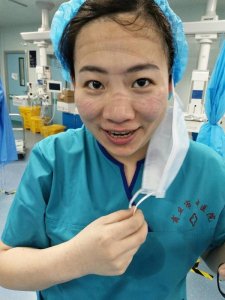 ​李兰娟团队的“90后”护士何莉火了，何莉是谁？