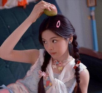 ​解散四年后，火箭少女11个人，果真只剩杨超越能“打”了