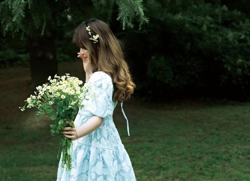 谋爱的过程中不要丢了尊严