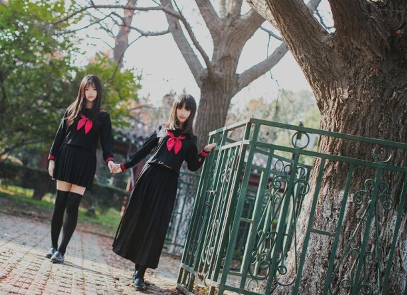 用这几个简单的舞蹈动作，让你的爱情更甜蜜