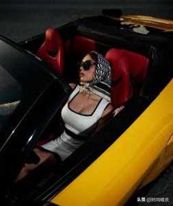 ​00后超模雅娜·鲁佩尔：复古风情席卷全球，她的美让人上头！