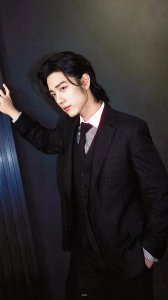 ​肖战丨黑色氛围感系列手机壁纸丨手机屏幕丨超绝黑衣服系列20张