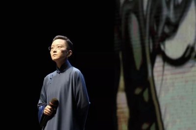 ​梅葆玖看了王珮瑜的演出，说道：“真像当年的孟小冬啊”