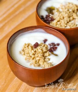 ​大西北风味的创新融合：甜胚子拿铁