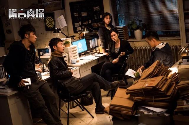 女童遭保姆留电梯后坠亡父亲哭（连捅19刀小保姆坠楼）(1)