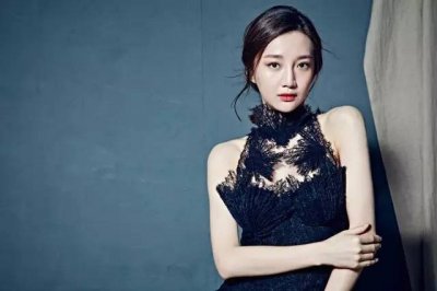 ​有演技、有颜值，看郑雅文诠释低调新时尚