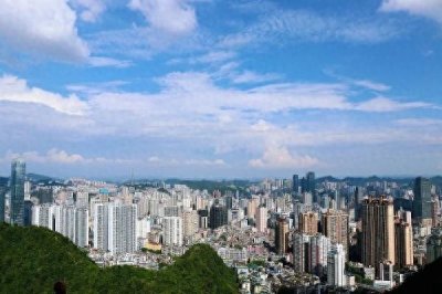 ​贵阳天空放晴！“死皮赖脸”的静止锋走了