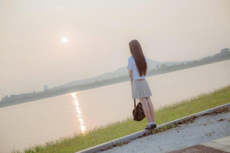 所有的事都将成为过去，我们要珍惜现在的生活