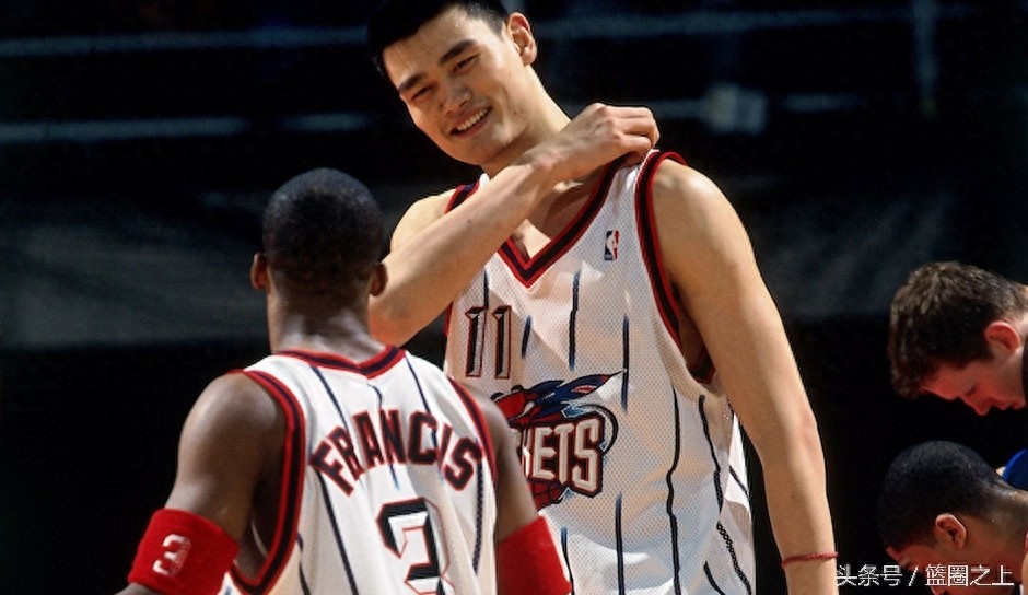 满满的回忆！姚明生涯回顾告诉你为何他如此受尊重！