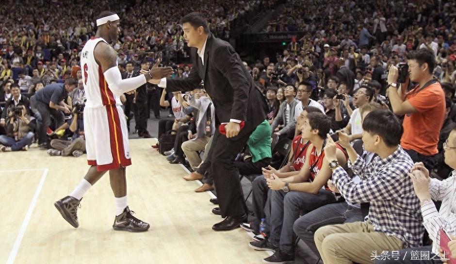 满满的回忆！姚明生涯回顾告诉你为何他如此受尊重！