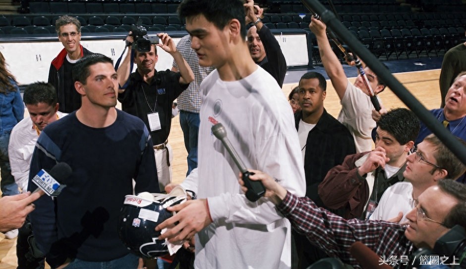 满满的回忆！姚明生涯回顾告诉你为何他如此受尊重！