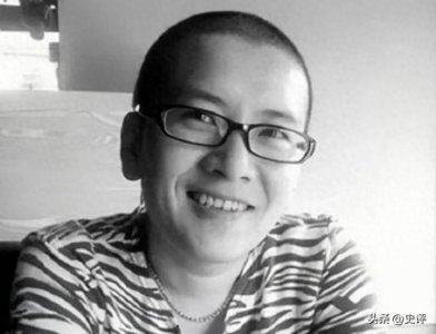 ​她不顾父母反对，做了国内首例“女变男”手术，当男性器官被植入