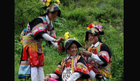 采花节是哪族的节日,采花节是哪个民族的节日图片图1