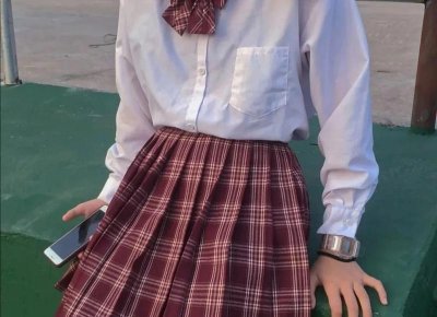 ​给女朋友生日留言，用简短的语言感动她