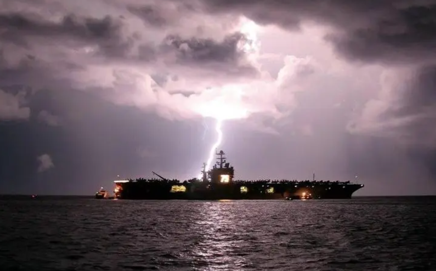 美国现役航母一览表（美国有几艘航母）-