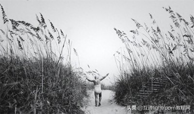 ​海滩照片怎么拍才好看，5个技巧教你拍出美丽的海滩照片