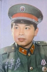 ​老山前线的一等功臣徐良，唱歌走红后却惹上命案，如今过的怎样了