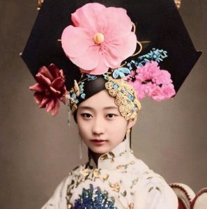 ​晚清最美格格王敏彤：错爱溥仪一生未嫁，被时代抛弃的贵族千金
